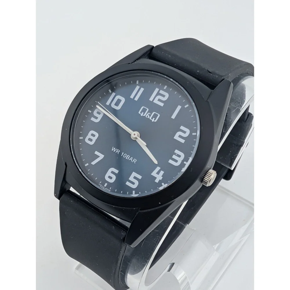 Q&Q Men's Watch 38mm Case Blue Dial Black Resin Band- New Battery